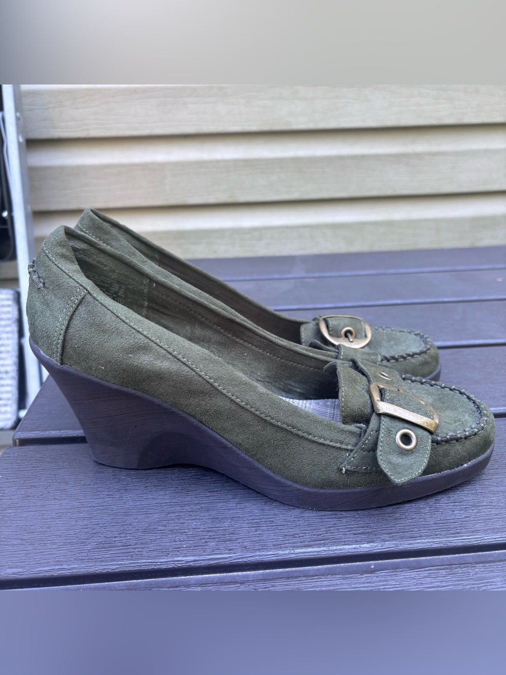 American Eagle Suede Wedge Loafers 11